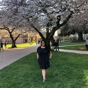 Meet your Posher, Andrea